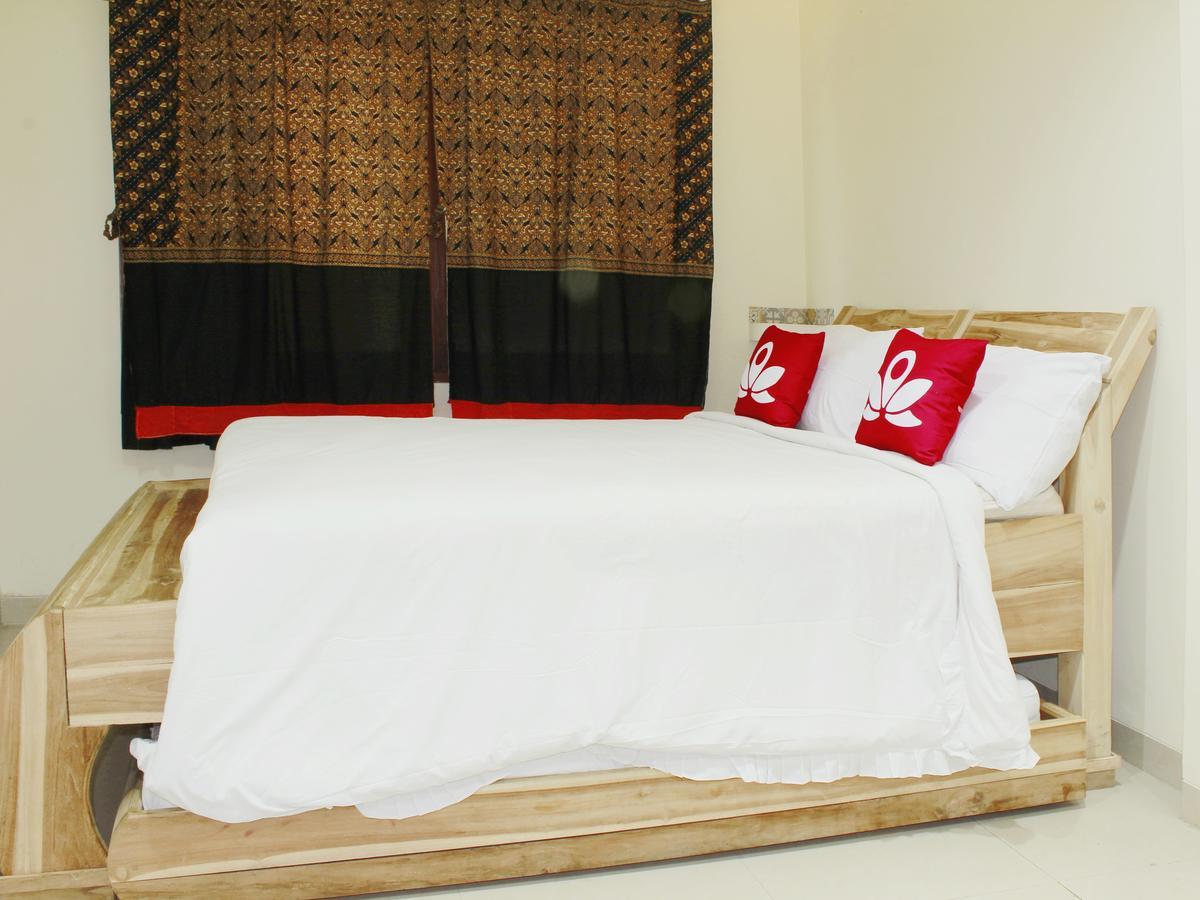 Zen Rooms Cassa Dua Pasteur Bandung Extérieur photo