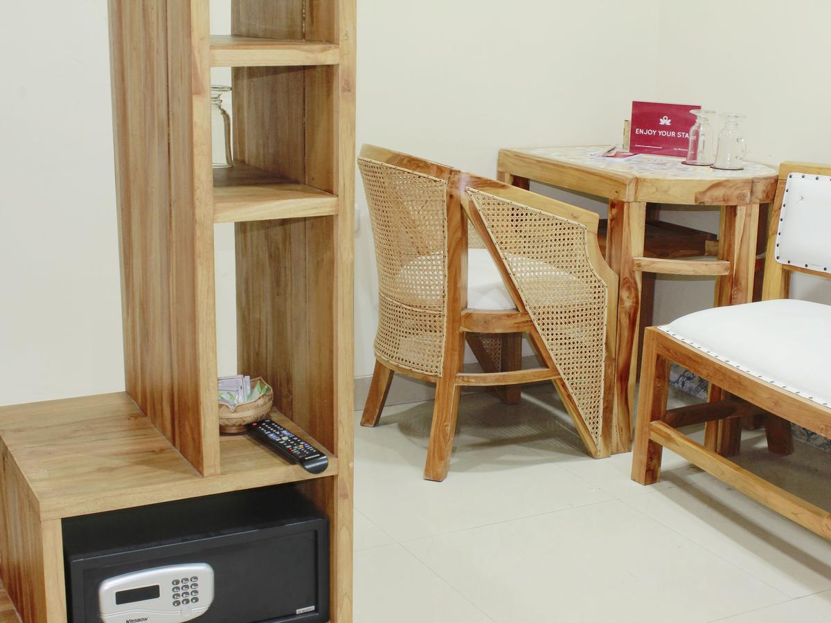 Zen Rooms Cassa Dua Pasteur Bandung Extérieur photo